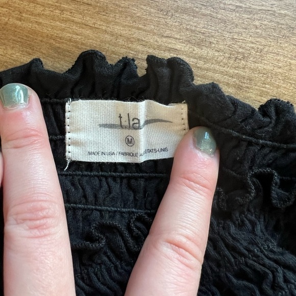 TLA Women’s Black Tank Top Size Medium - Picture 7 of 7